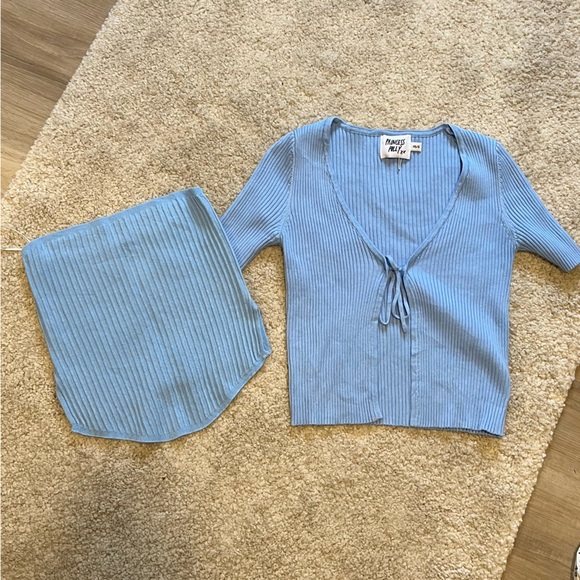 Princess Polly 2 Piece Set - Tie Front Cardigan & Tube Top - NWOT! - Picture 2 of 10